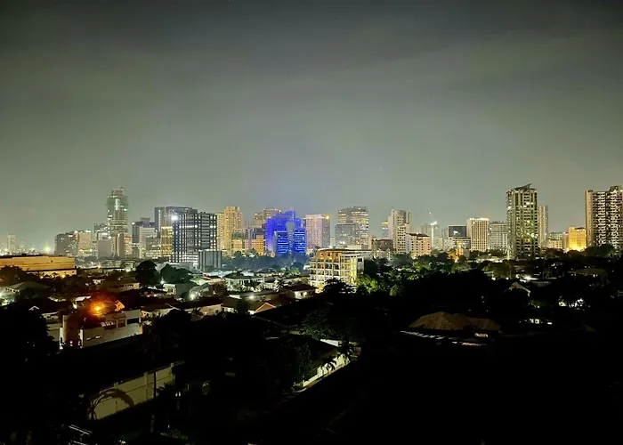 Moon Penthouse *